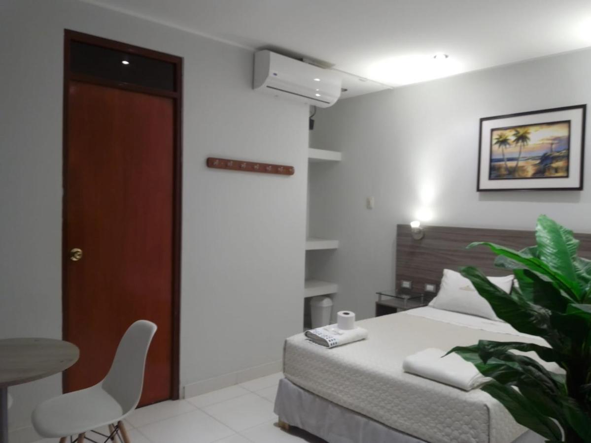 Millennium Hotel Corporative San Vicente de Cañete Eksteriør billede